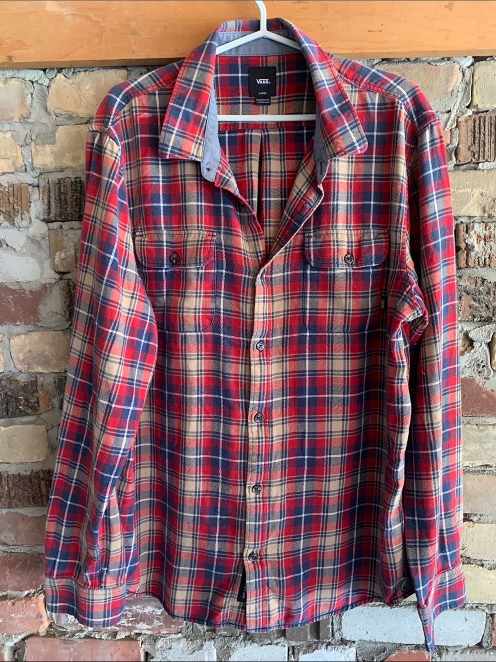 Vans Red, Blue & Cream Plaid Long-Sleeve Button-Down Shirt